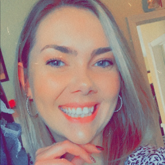 dakotareynol898